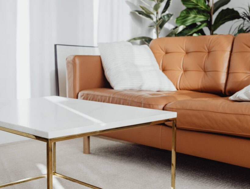 Stylowe meble do salonu – inspiracje dla małych i dużych wnętrz