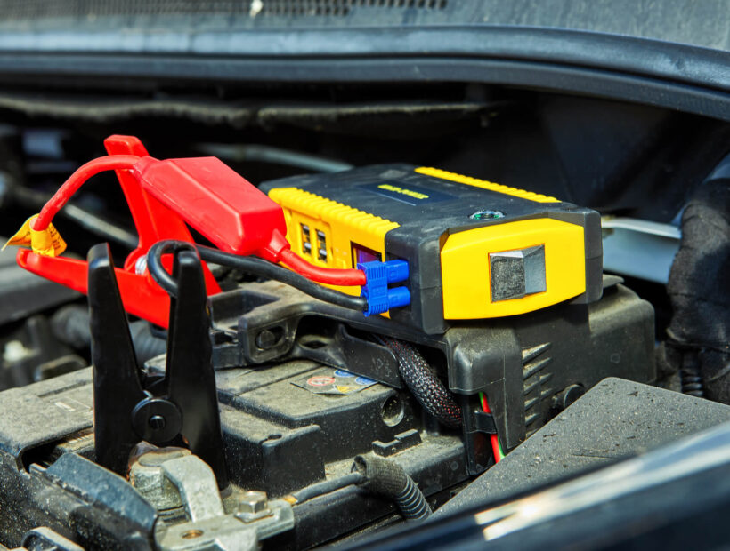 Jaki prostownik do akumulatora start-stop? Poradnik