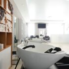 Salon fryzjerski w stylu skandynawskim – jak go urządzić?